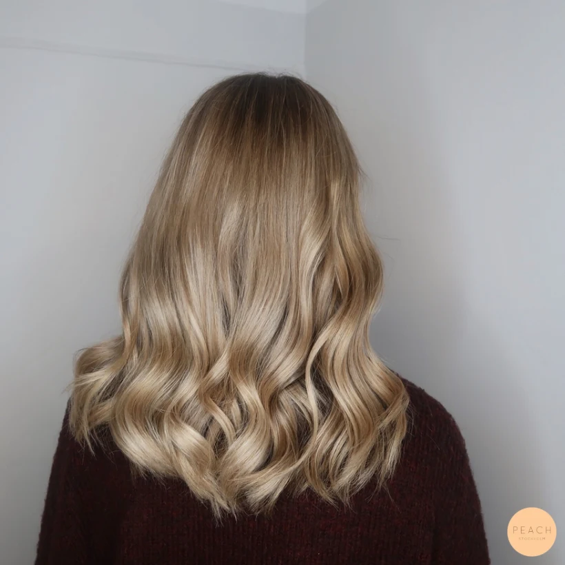 Balayage stockholm med beige toner
