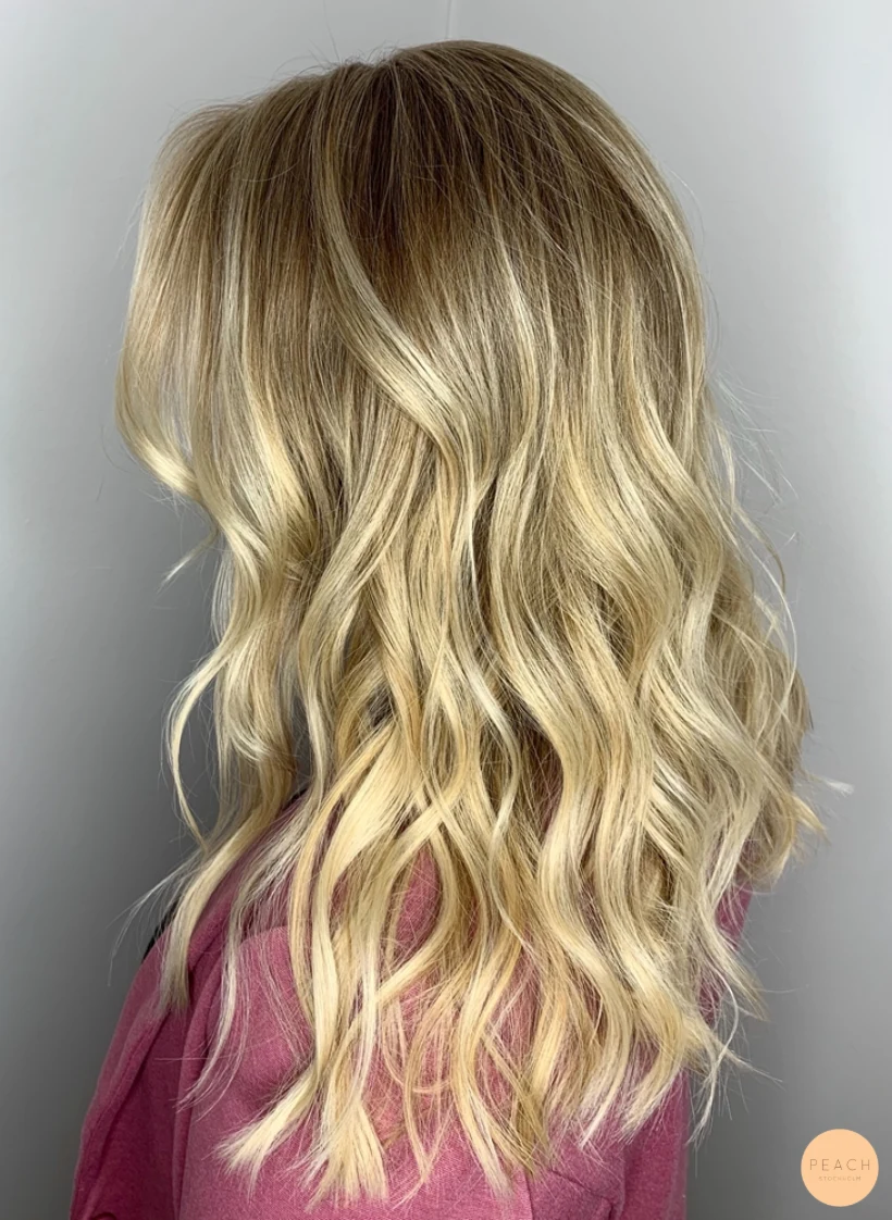 Höstblond med bevarad naturlig botten