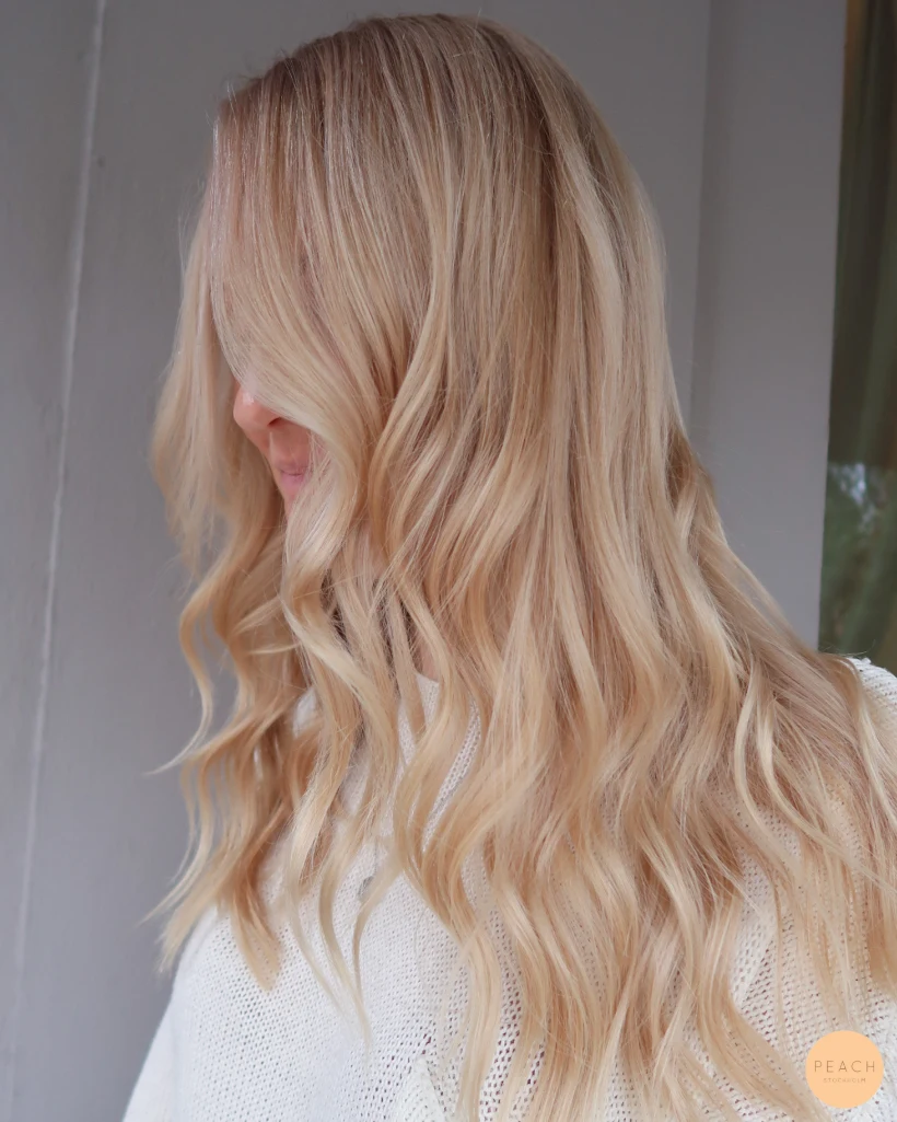 Ljus beige blond hårfärg