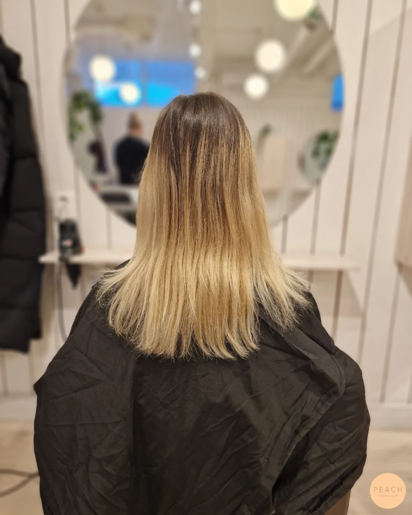 Seamless blonde med ljusa slingor