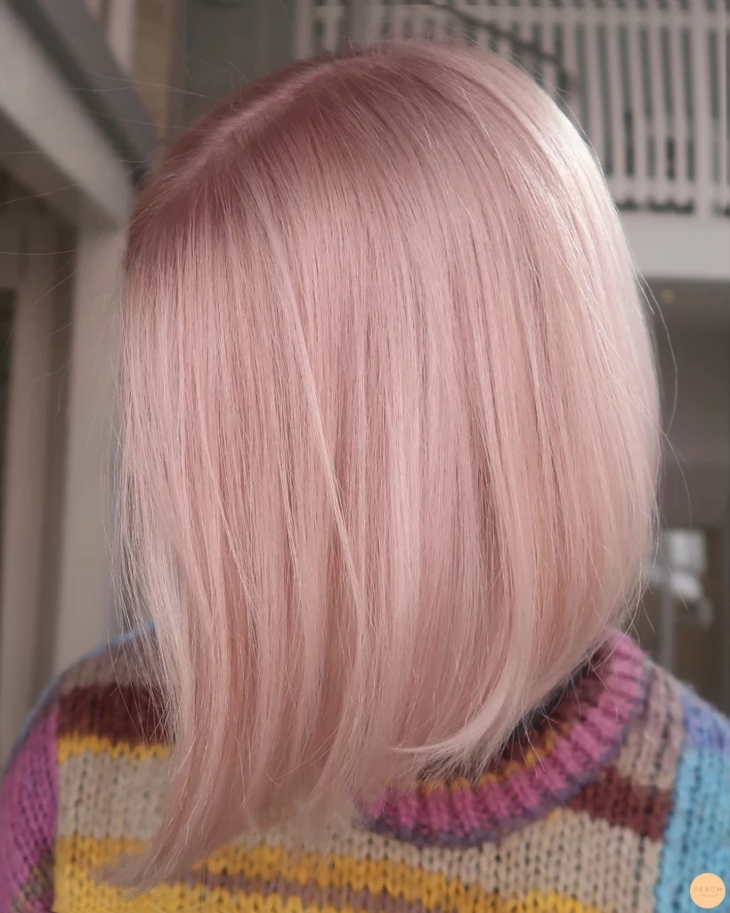 Pastellrosa hårfärg