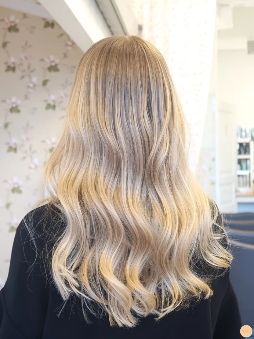 Blond naturlig balayage