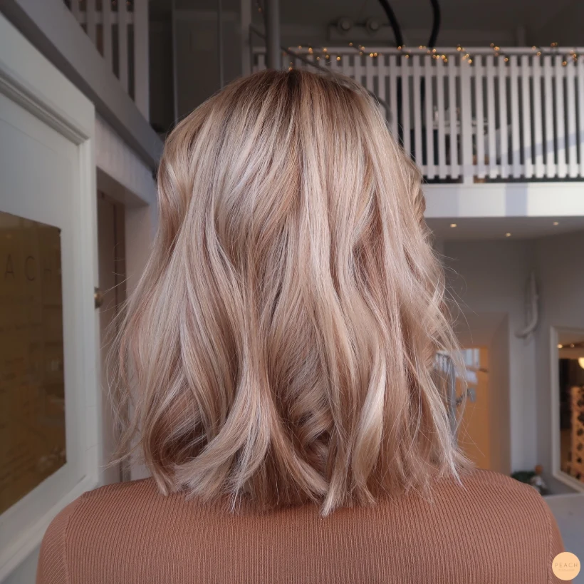 Karamell - honungs - blond med kontraster stockholm