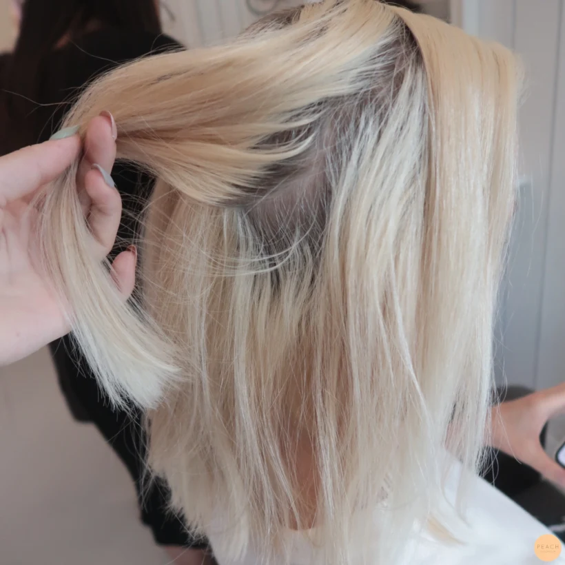 Från helblondering till lyxig blond färg