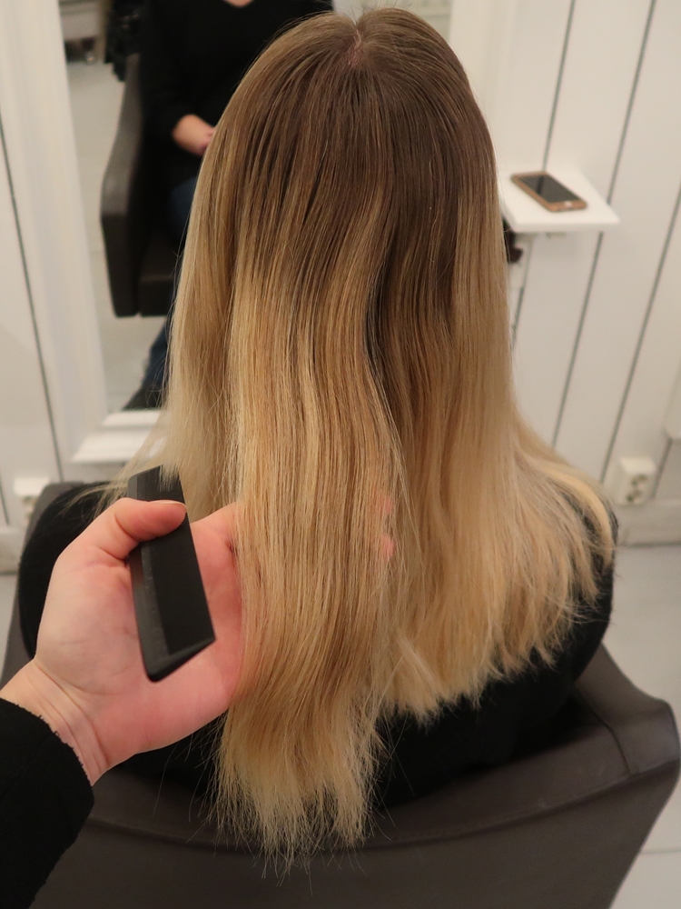 Kall blond hårfärg
