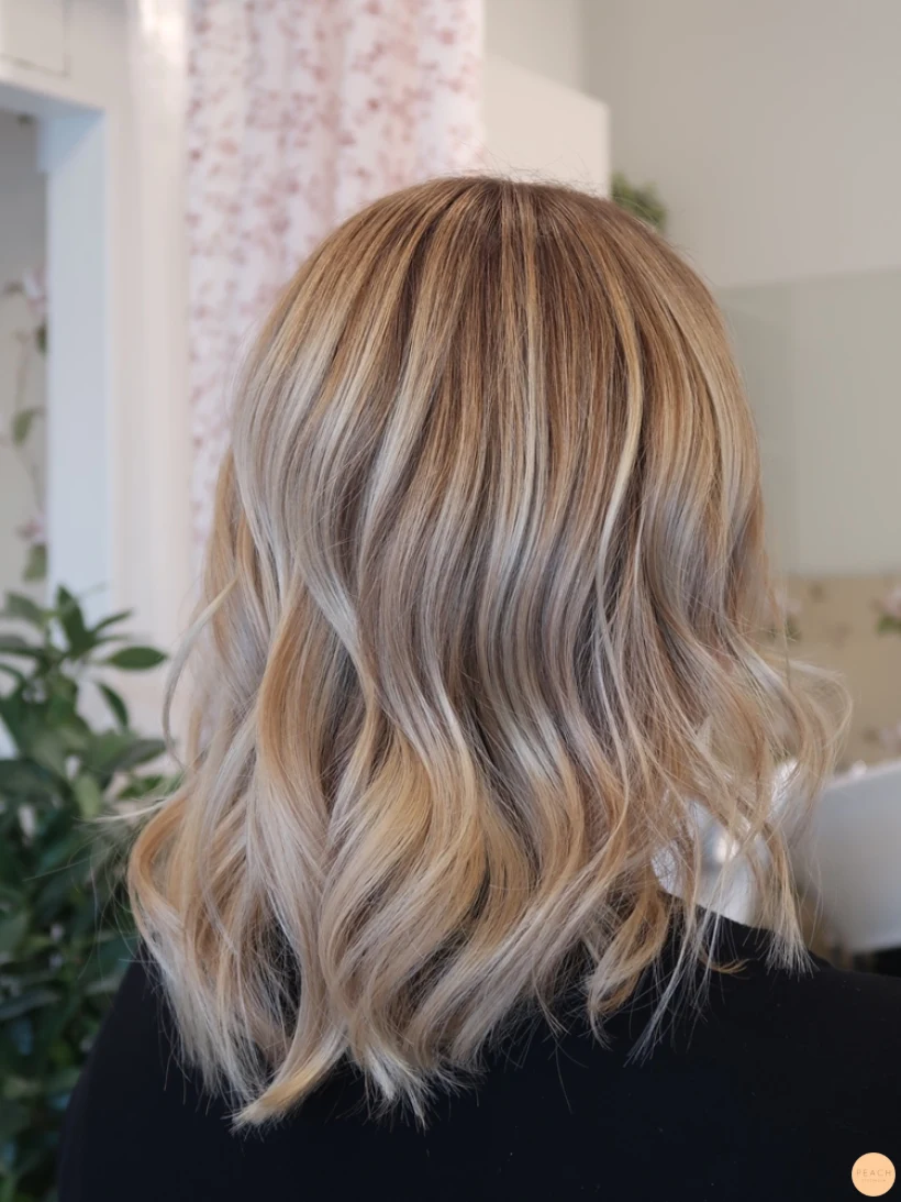 Soft balayage med mörka slingor