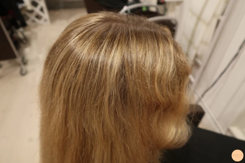 Beige havreblond hårfärg