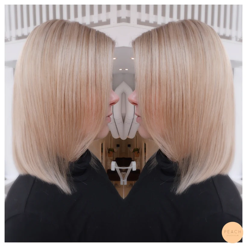 Kall blond page med tunna folieslingor