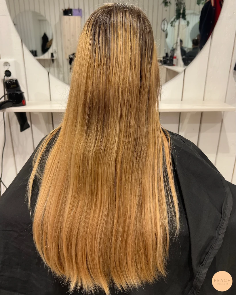 Färgkorrigering naturlig balayage
