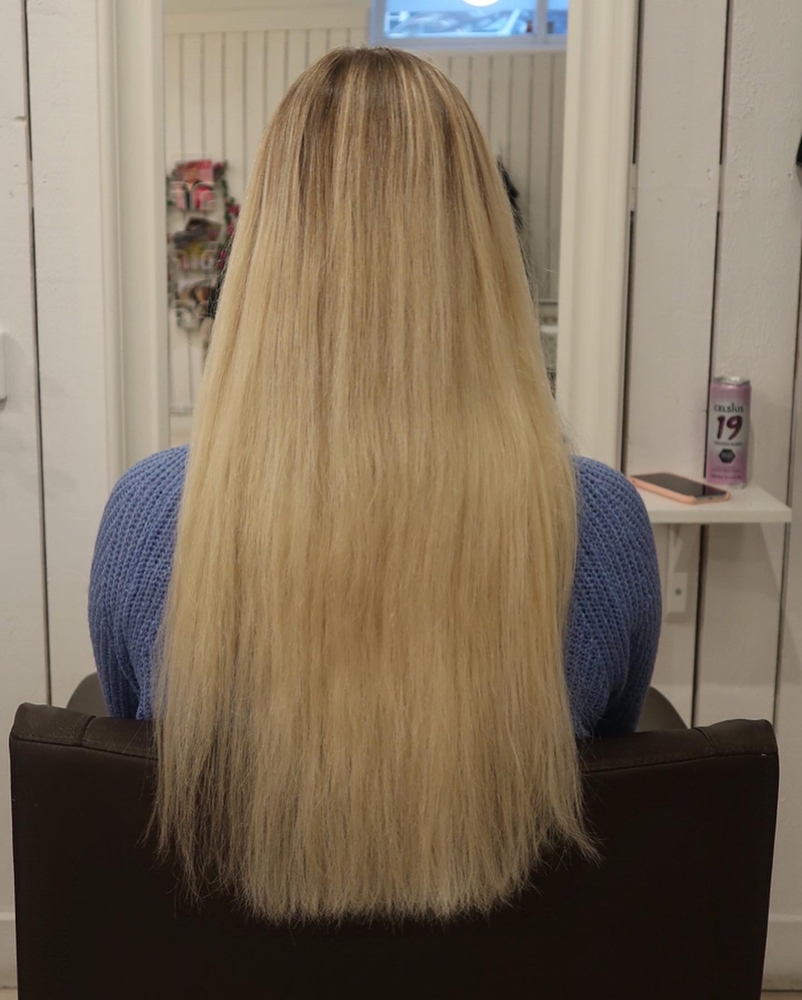 Blonde balayage short hair