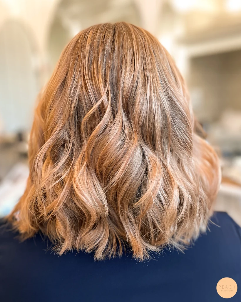 Peach blonde med fina babylights