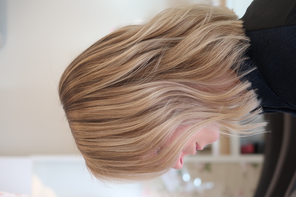 Balayage i ett blont hår