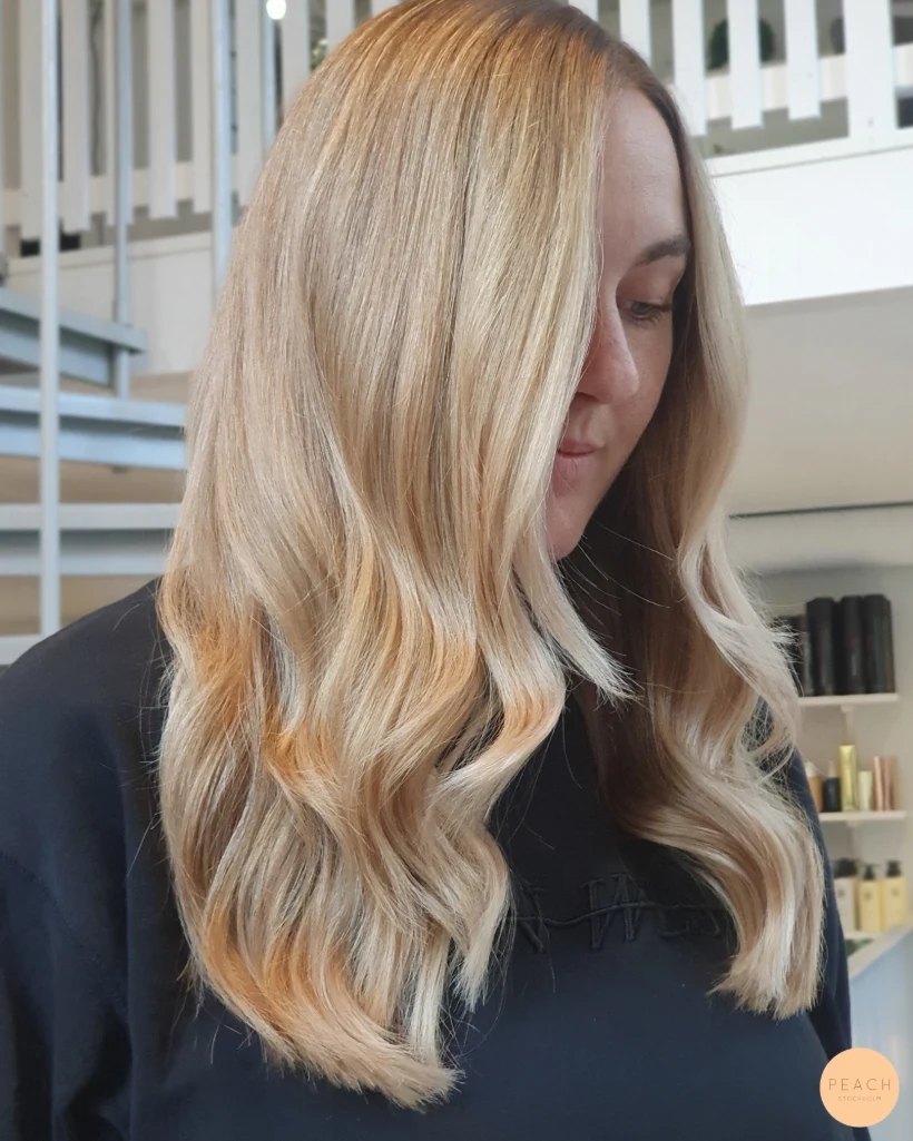 Lyxig blond – salongsresultat av Gözde Koc, 3 oktober 2022