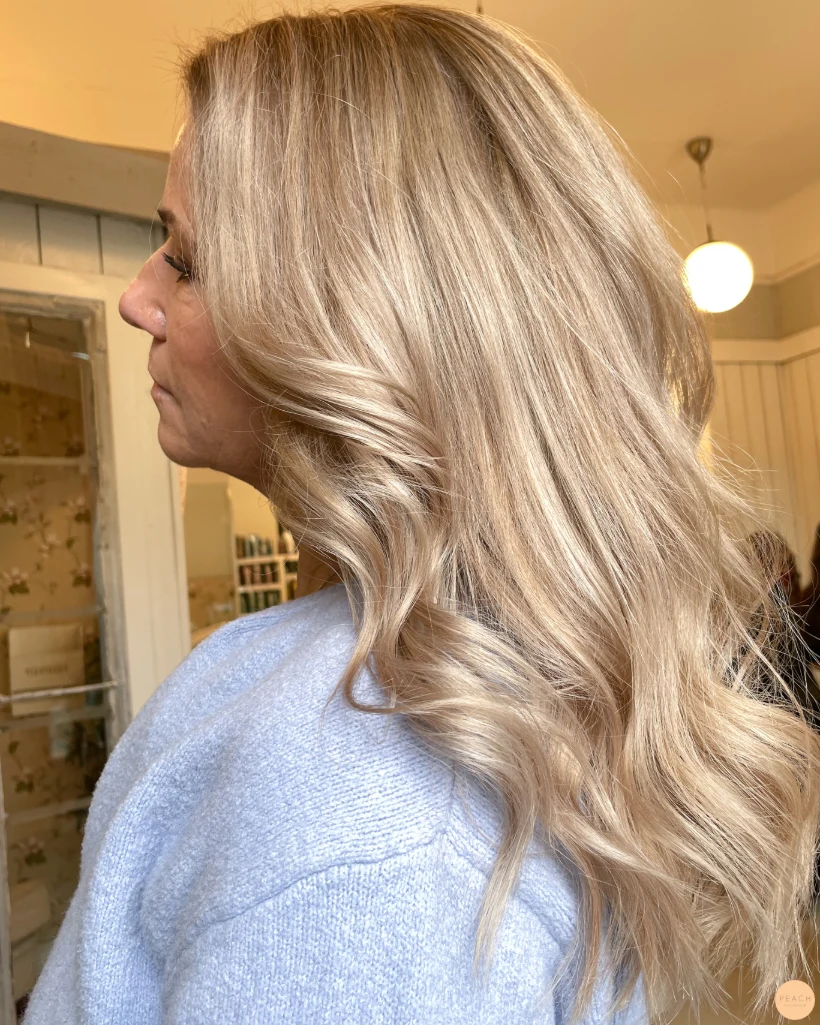 Sandbeige