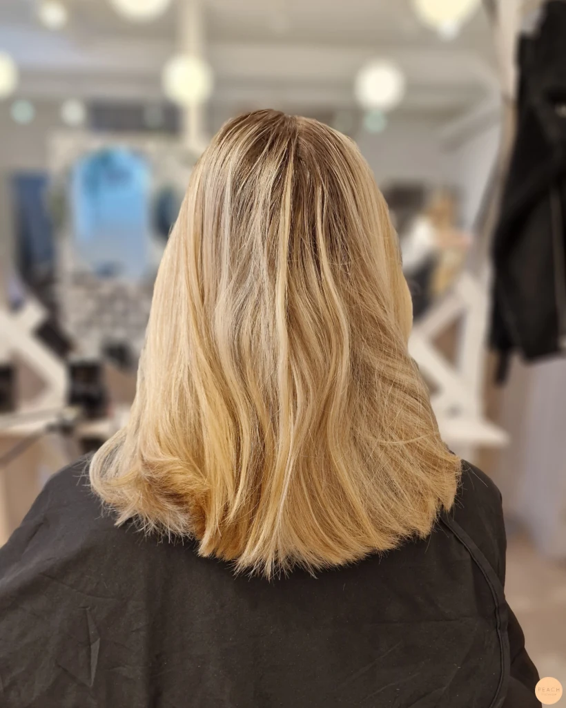 Beige blond