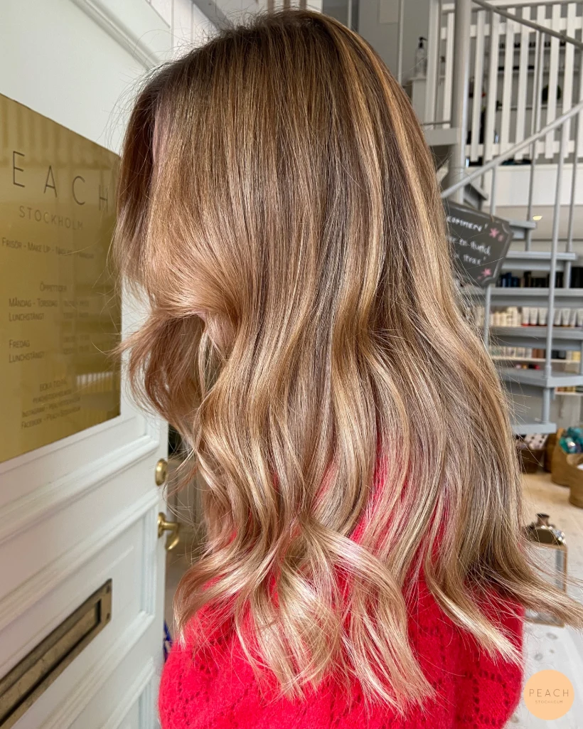 Naturlig bronde balayage i beige toner