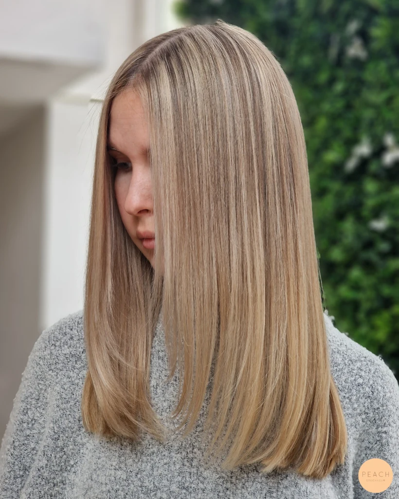 Sand blond