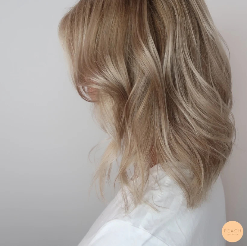 Balayage stockholm med mjuka lowlights