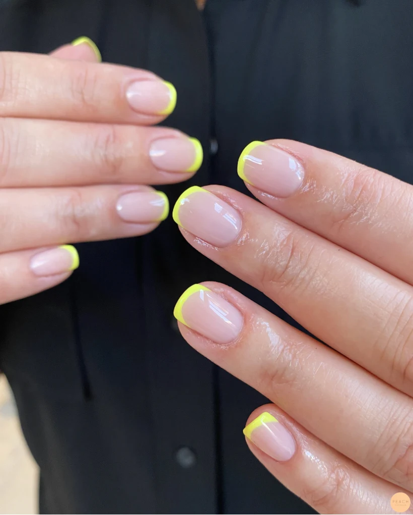 Fransk manikyr gul neon