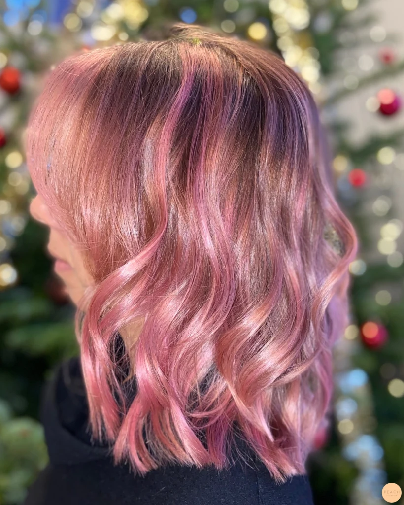 Peach rosa hår