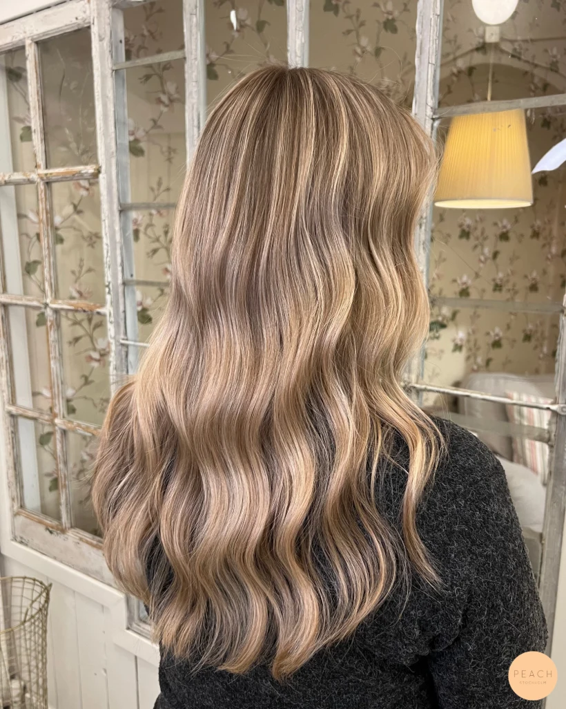 Soft Creamy balayage💫