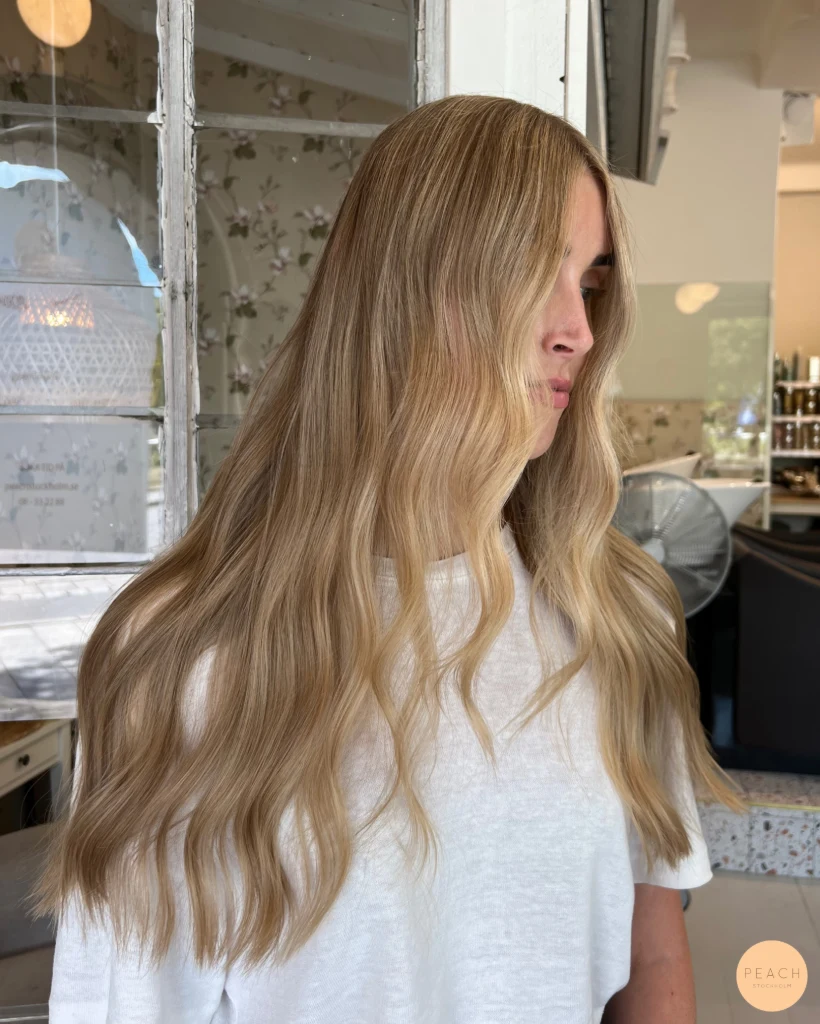 Soft creamy blonde long hair 🌸🌸