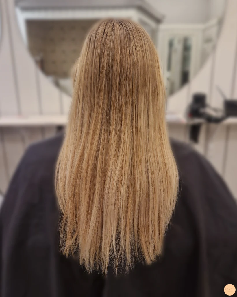 Crispy blonde 🤍