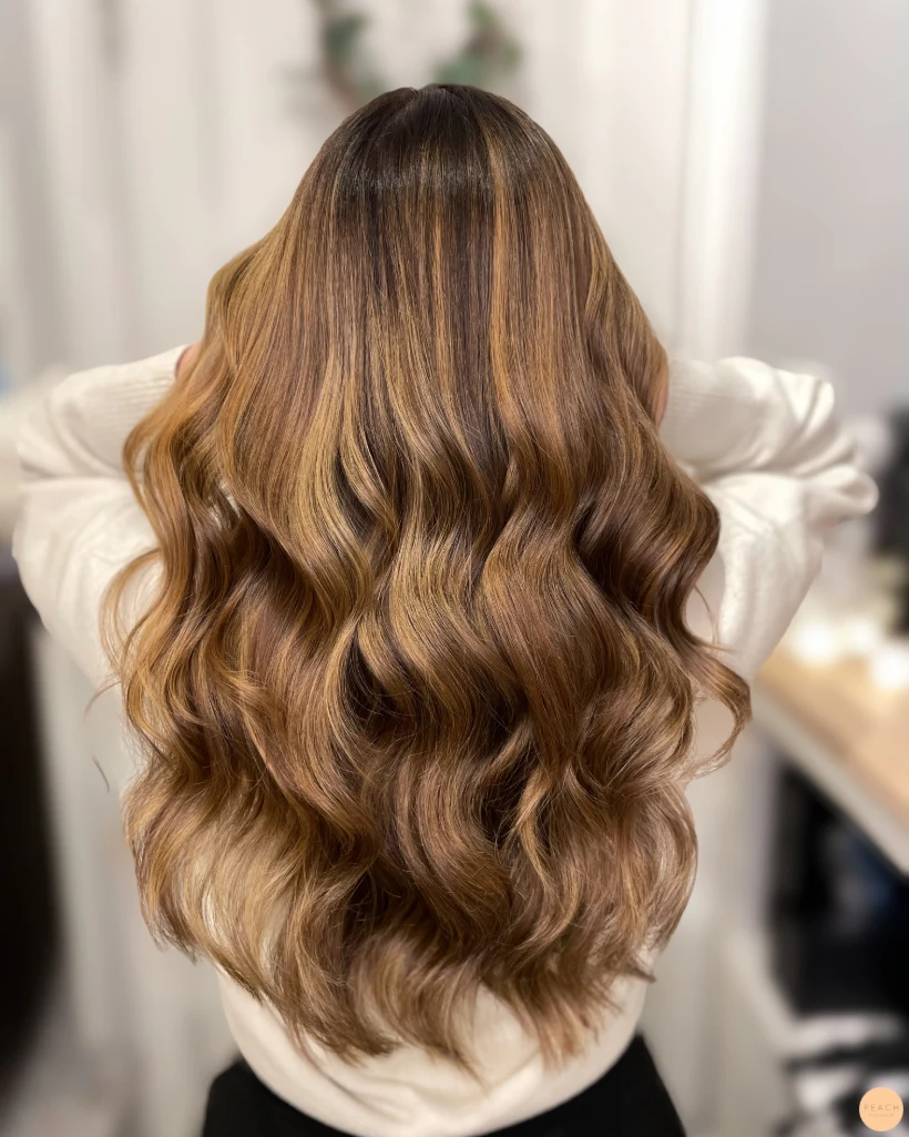 Balayage på mörkt hår