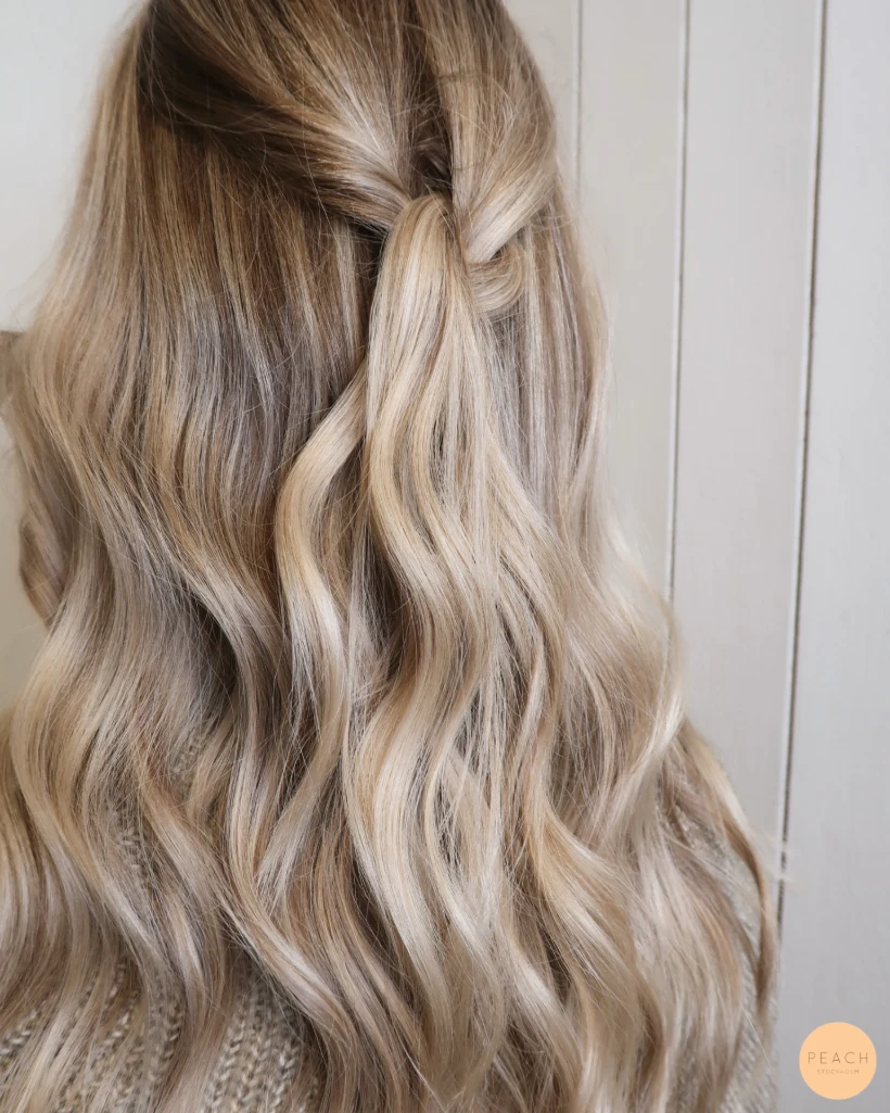 Kall blond balayage – salongsresultat av Elin Granqvist, 15 januari 2021