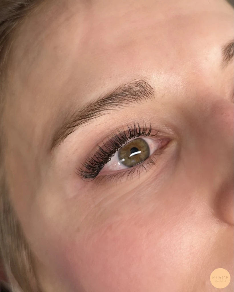 Fransförlängning naturlig look singelfransar