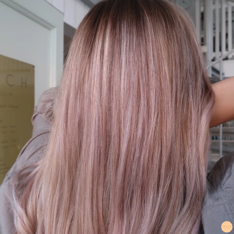 Rosa blond balayage