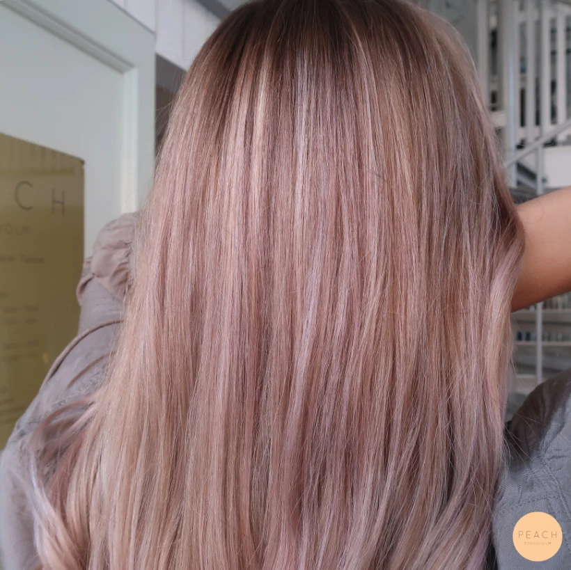 Rosa blond balayage
