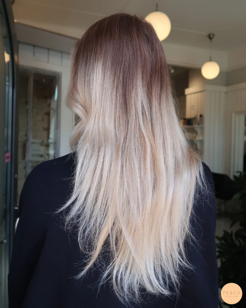 Blond balayage med faceframing