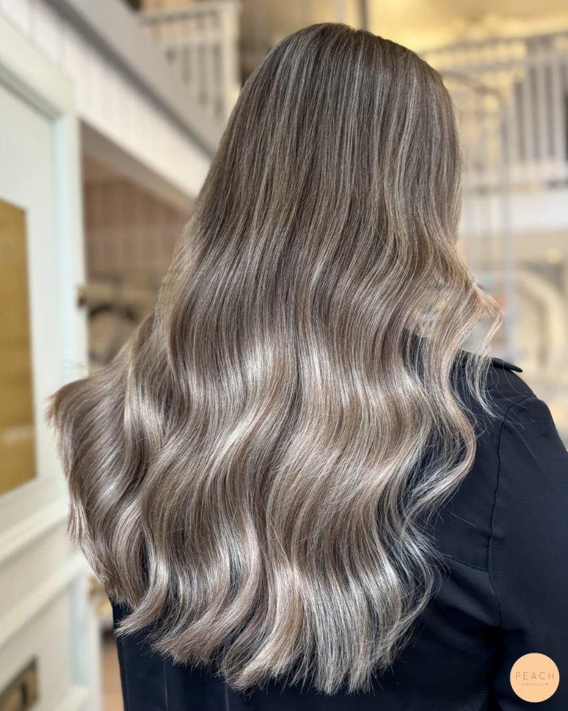 Balayage mörkt hår – salongsresultat av Johanna Nilsson, 12 maj 2025