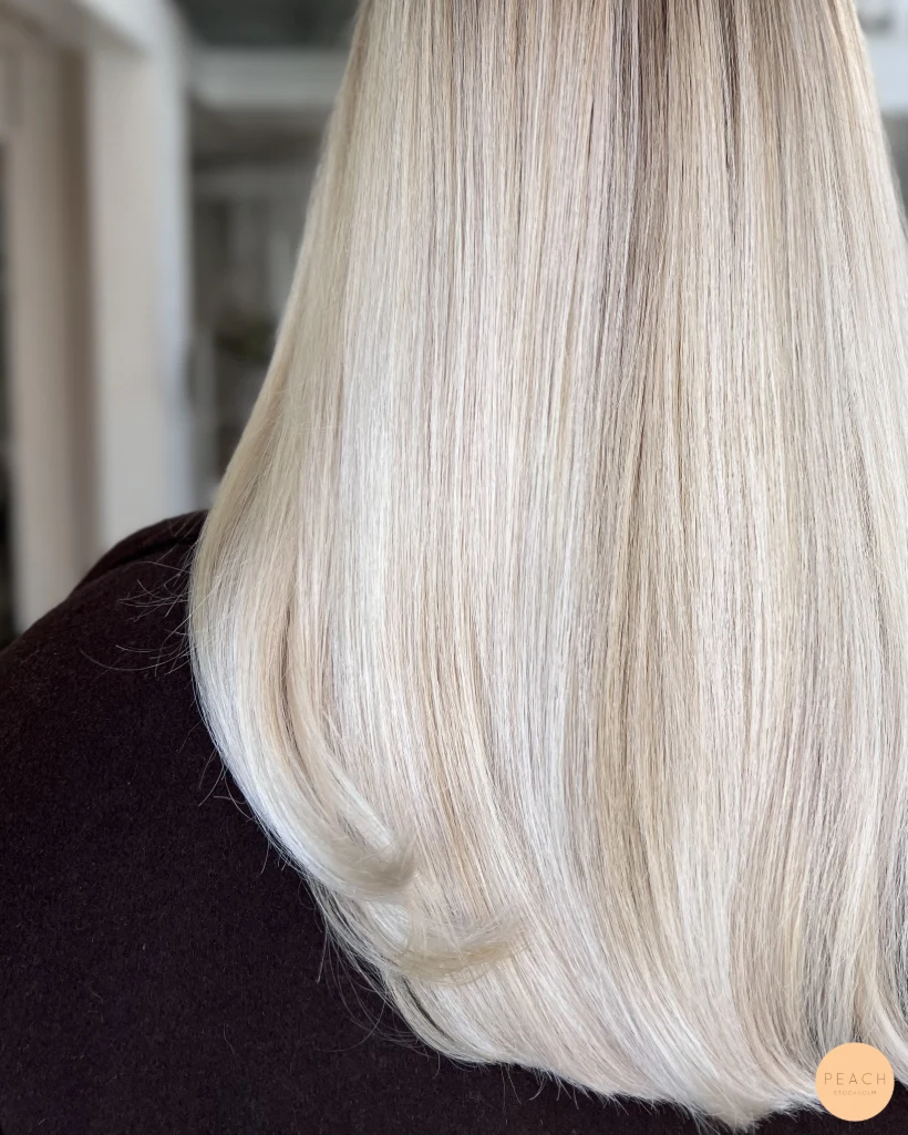 Ljus blond sval balayage