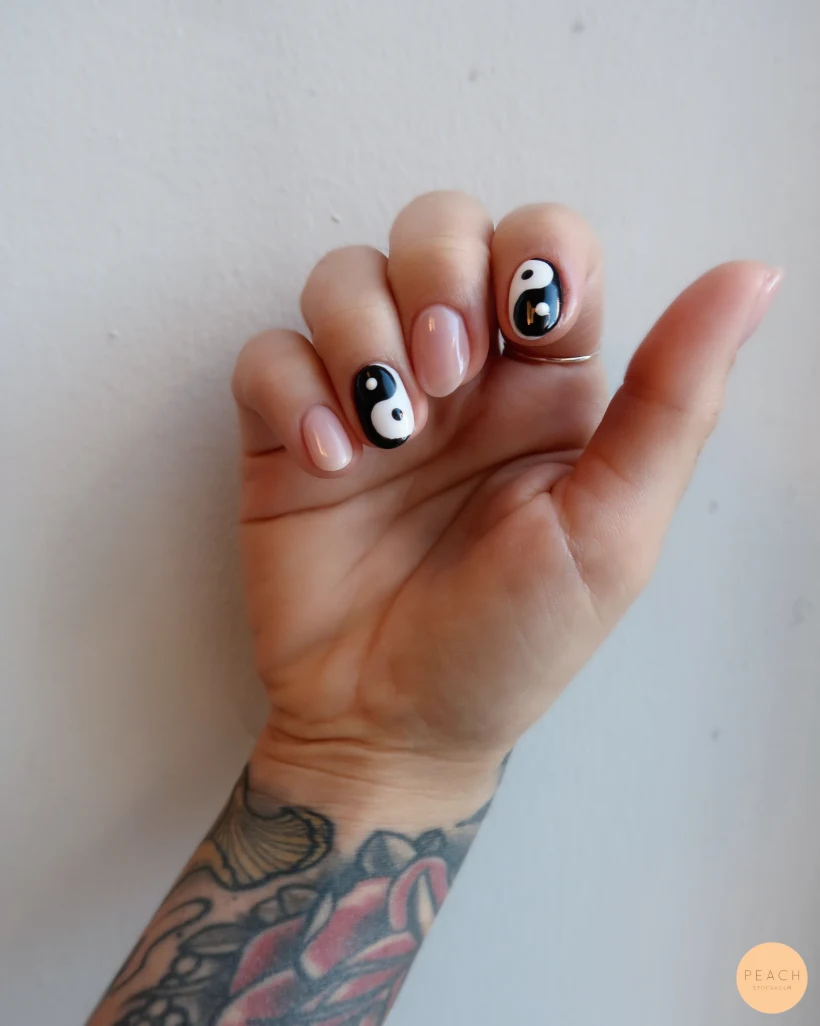 Yin och Yang naildesign
