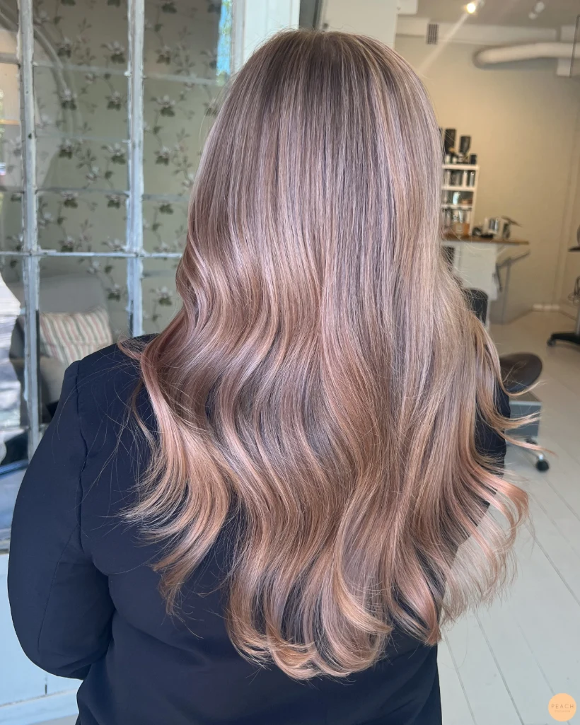 Blond rosé hår