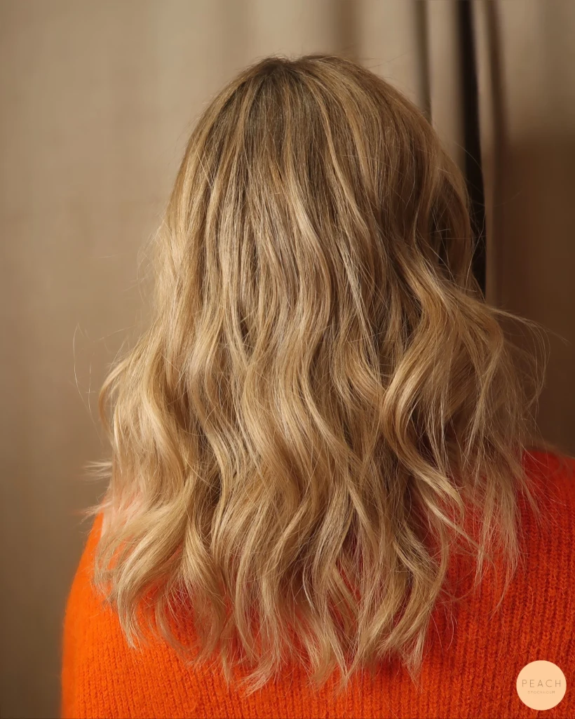 Soft blonde – salongsresultat av Felicia Mankinen, 14 december 2021