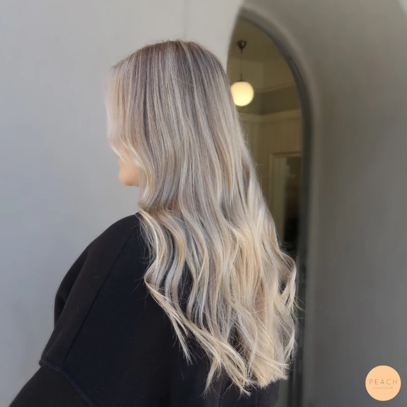 Blond balayage i kalla toner