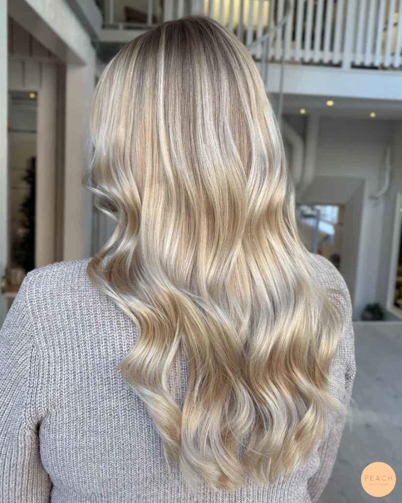 Blond balayage – salongsresultat av Jonathan Hultman, 28 augusti 2025