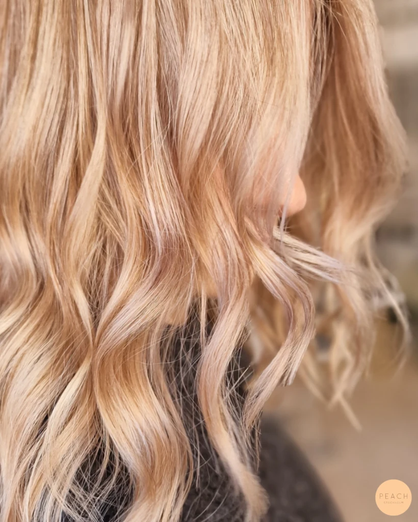 Beach waves hair