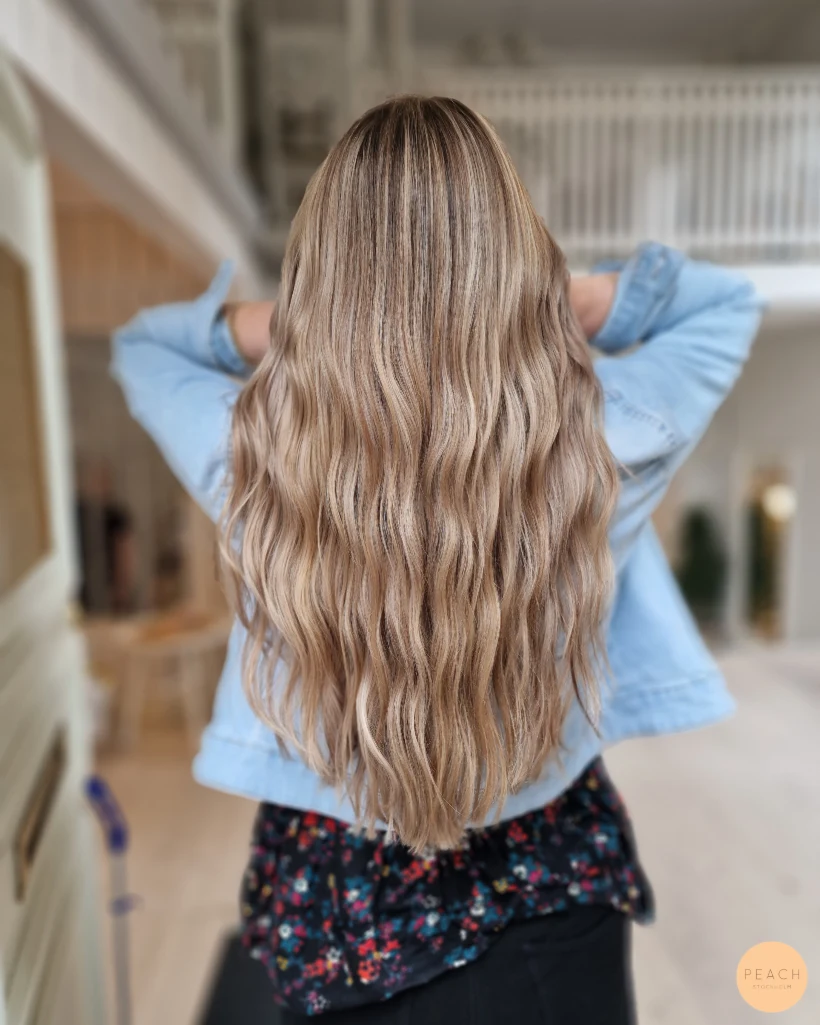 Light mushroom blonde