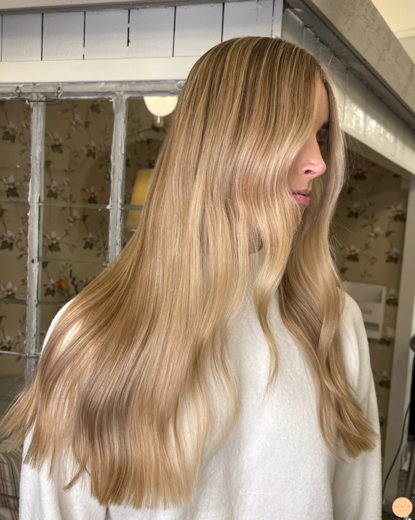 Creamy vanilla blonde hair🌸