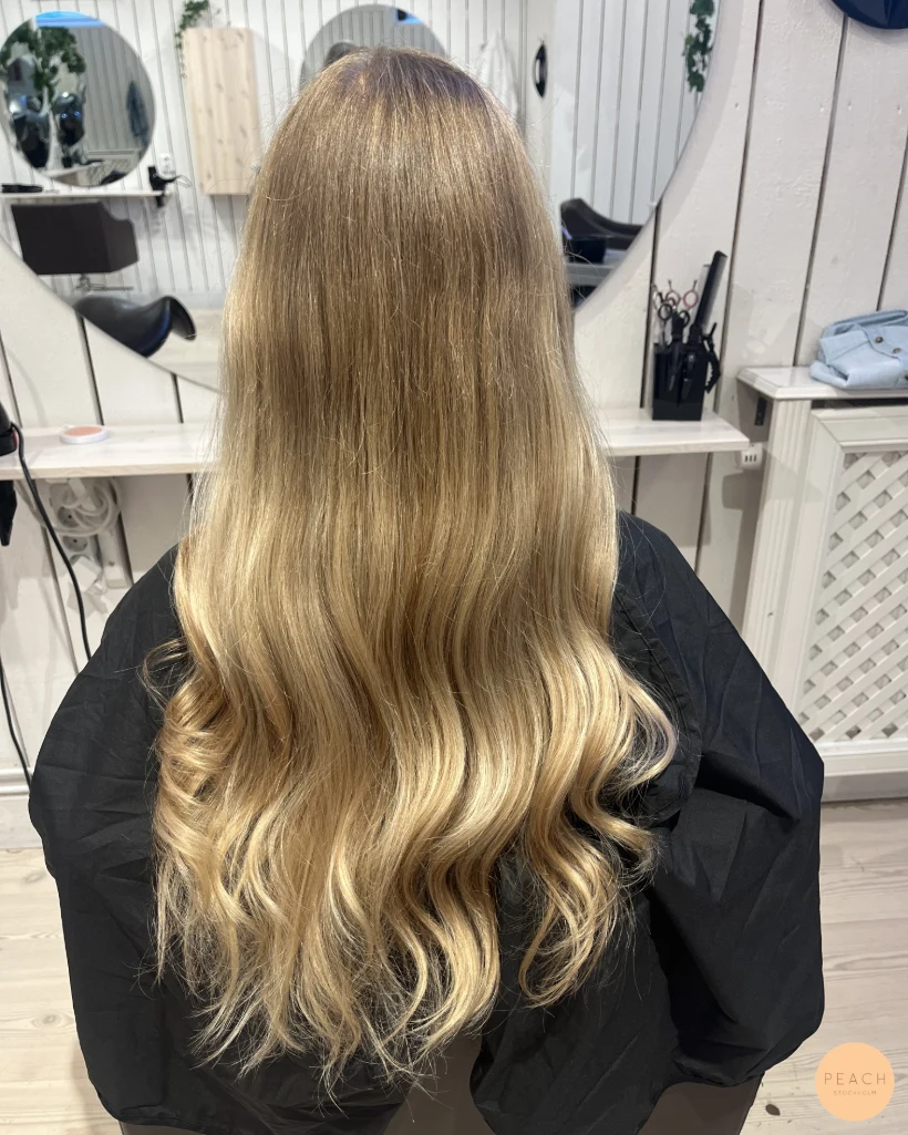Beige balayage med krämig ton