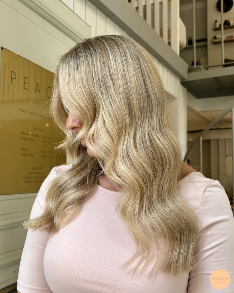 Lyxig blond hårfärg – salongsresultat av Johanna Nilsson, 15 juli 2025