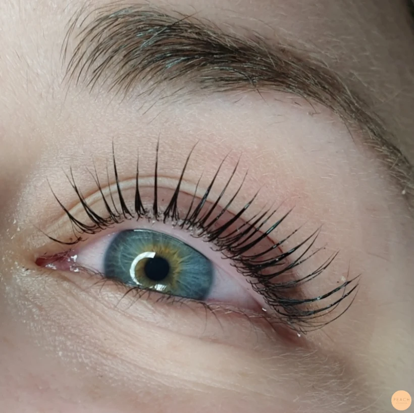 Yumi lashes