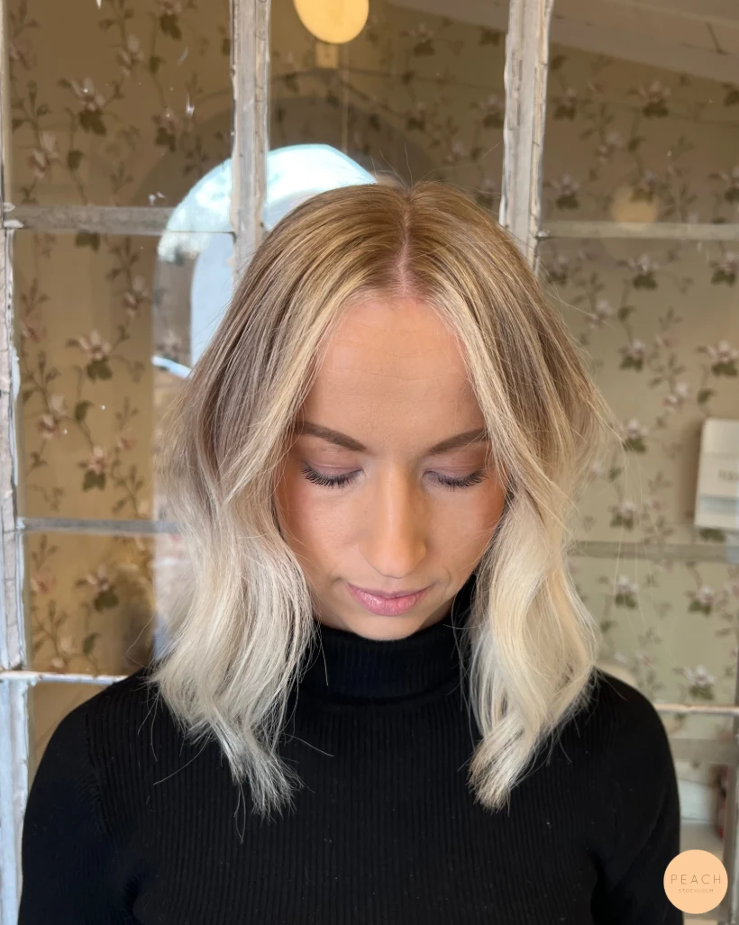 Reverse blonde balayage 🌟