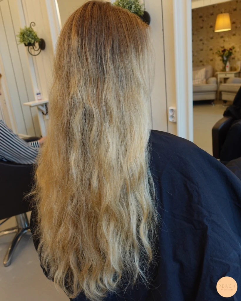 Blond balayage technique