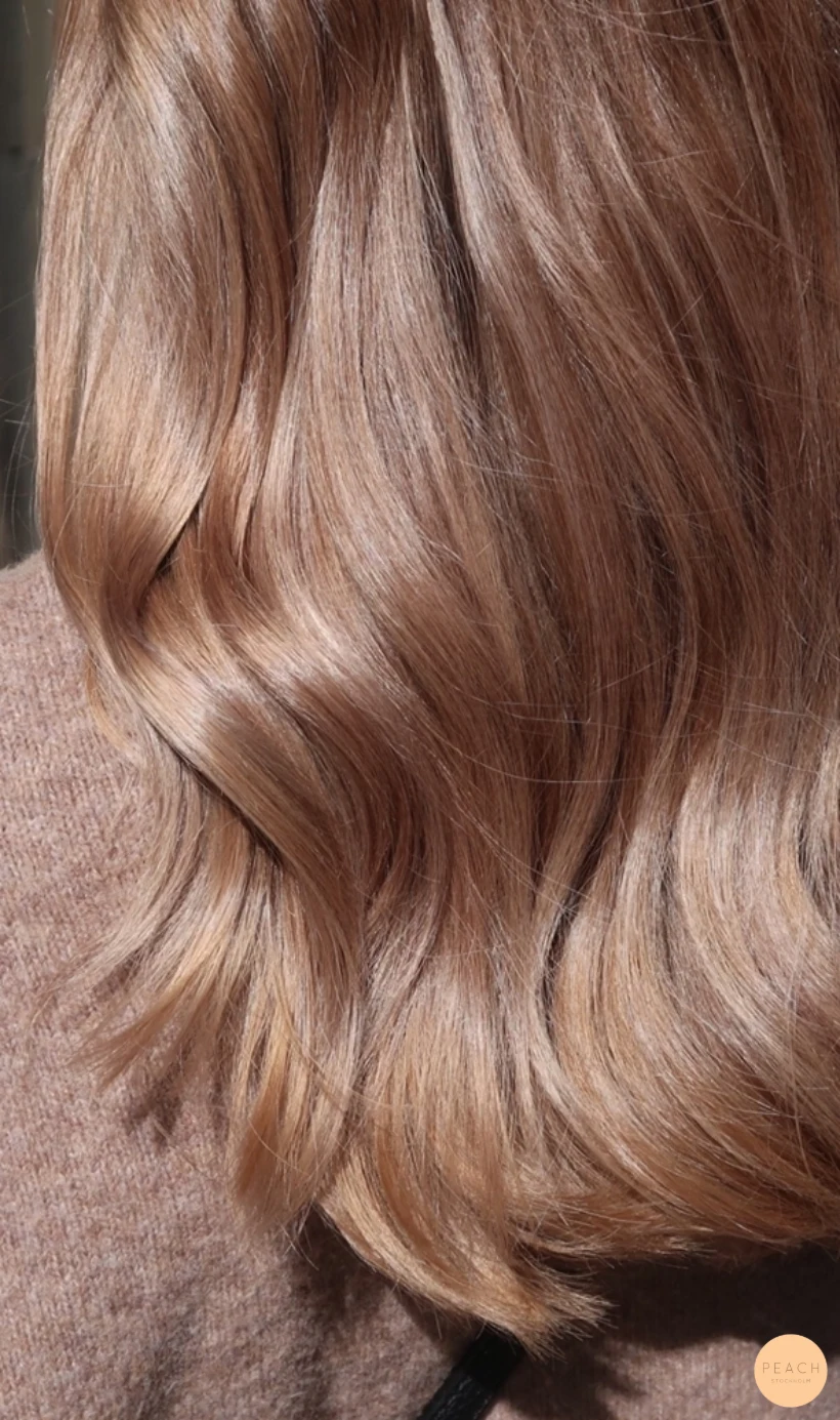 Lowlights i blont hår – salongsresultat av Julia Hemlén, 27 augusti 2019