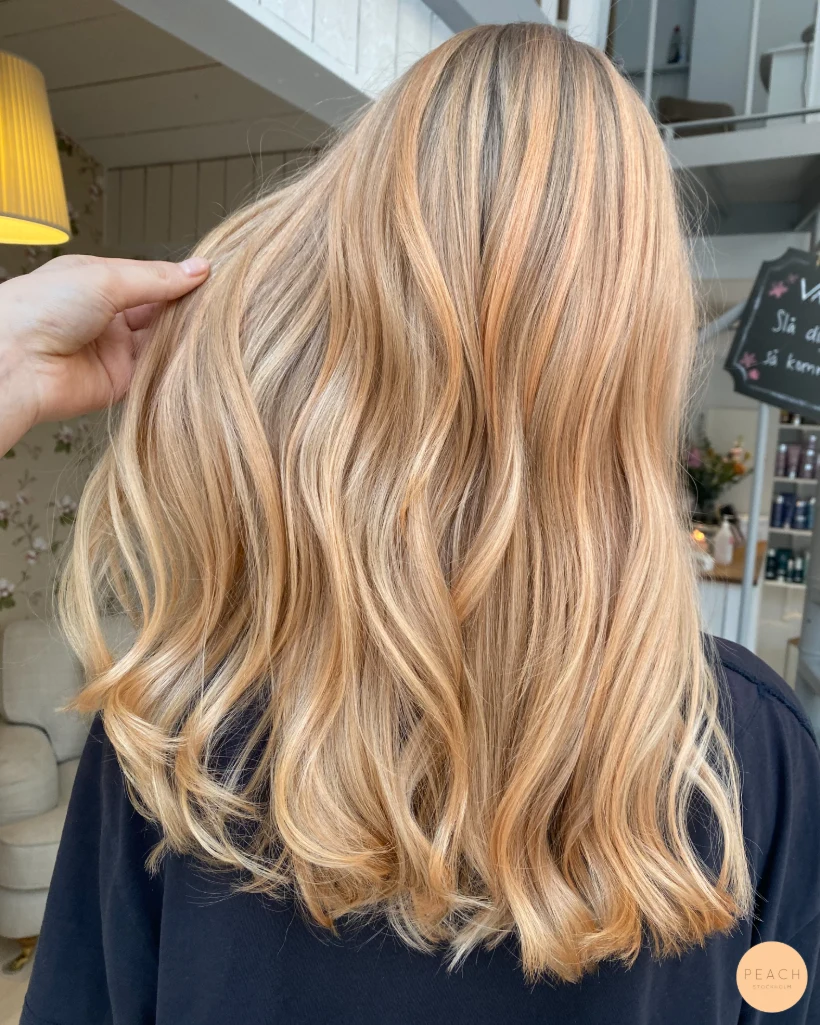 Strawberry blonde – salongsresultat av Josefine Eklund, 3 februari 2022